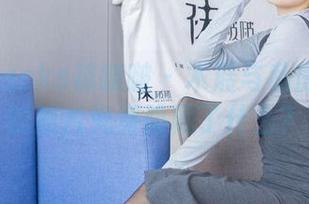 BoBoSocks袜啵啵 – 木屐与私房：稚予的照片究竟隐藏了什么？