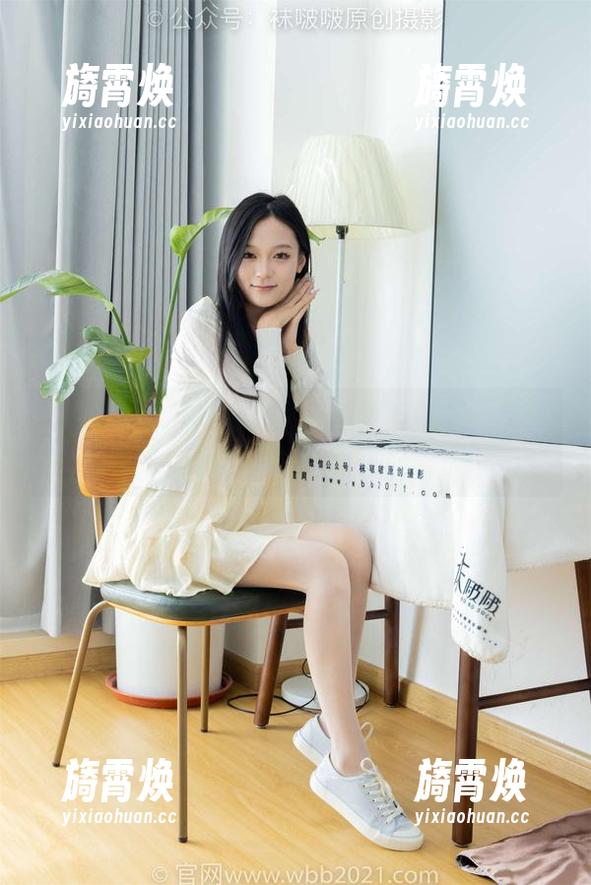 BoBoSocks袜啵啵-菠萝 BoBoSocks袜啵啵 - 菠萝与裸足:无圣光之下的自在流露