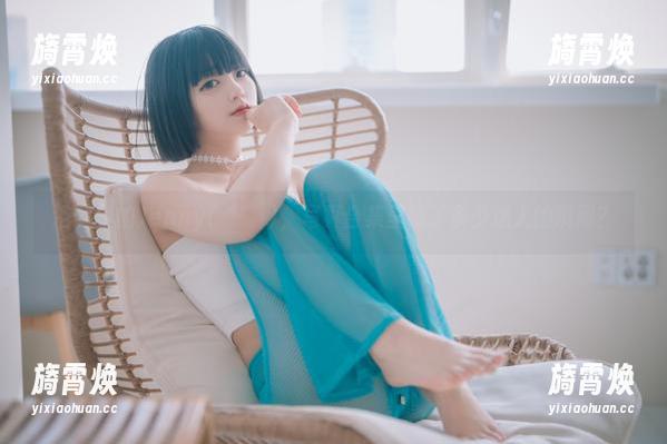 浴缸里的Jenny(정제니)，写真合集里藏了多少迷人的瞬间？