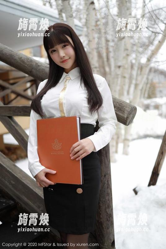 MFStar模范学院-徐微微mia MFStar模范学院 - 精选徐微微mia校服,带你走进校园的另一种魅力