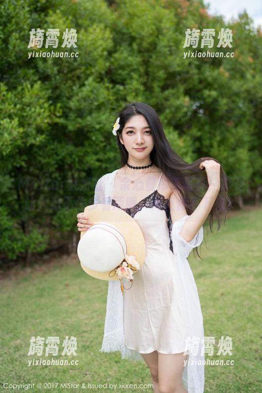 MiStar魅妍社-余心曼 MiStar魅妍社 - 余心曼吊带写真:真是让人忍不住多看两眼,简直停不下来!