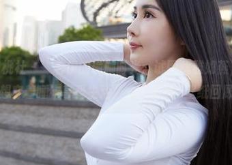 MiiTao蜜桃社 – “若伊的瑜伽时光：试图优雅如燕，其实我只想穿着睡衣享受生活”——写真/壁纸回顾