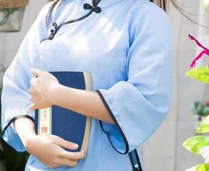UGirls尤果网 – 张栩菲的黑丝作品分享，真是视线的“陷阱”，让我一再回头！
