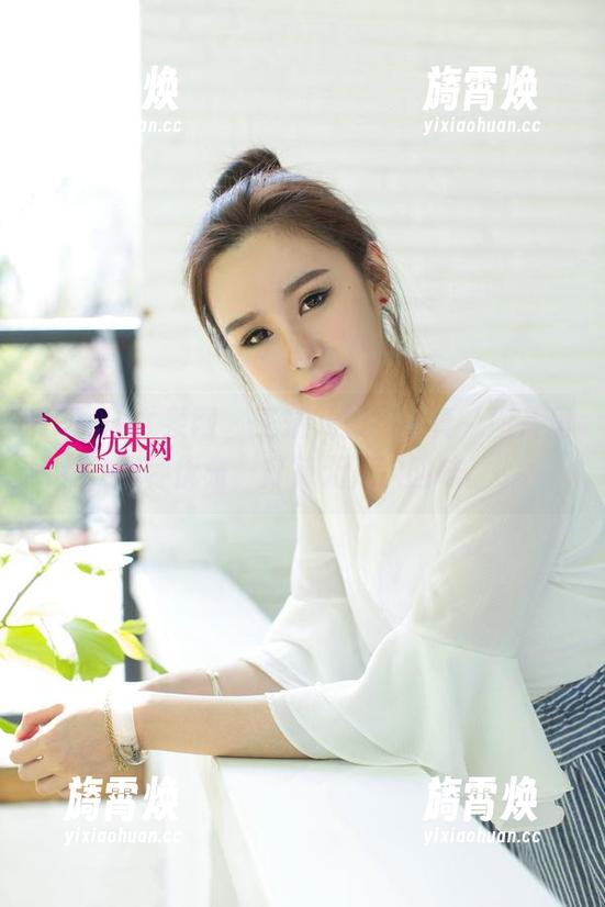 UGirls尤果网 - 王瑞儿旗袍写真，图片里那种优雅，打算无限次回味。