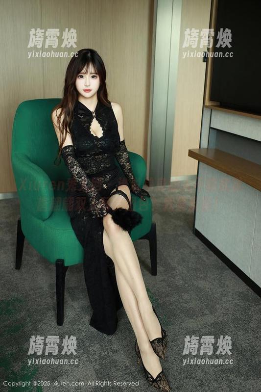Xiuren秀人网-唐翩翩 Xiuren秀人网 - 谁说单身的人不能欣赏唐翩翩双人写真图包?我要反驳!