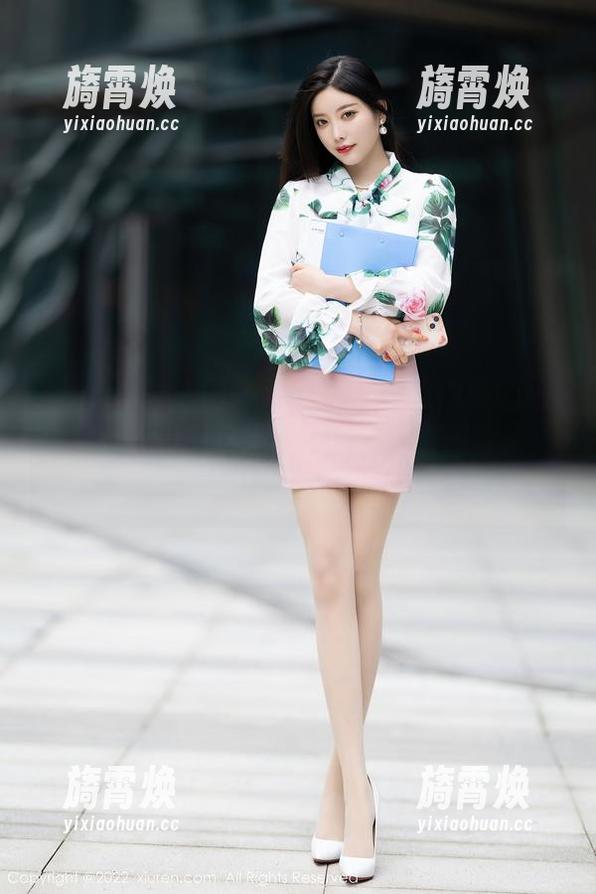 Xiuren秀人网-柚琪Rich Xiuren秀人网 - 运动风云中的柚琪Rich:精选写真,这组合真是太吸引眼球了,拍得真好,她也是个运动小能手呀!