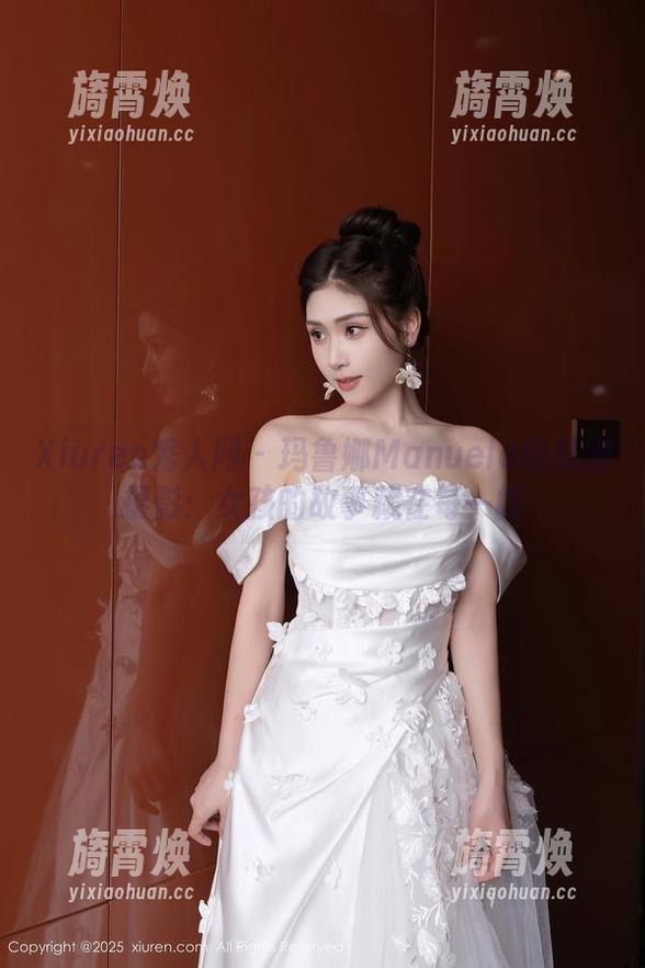 Xiuren秀人网 - 玛鲁娜Manuela的私房摄影：女孩的故事藏在每一帧