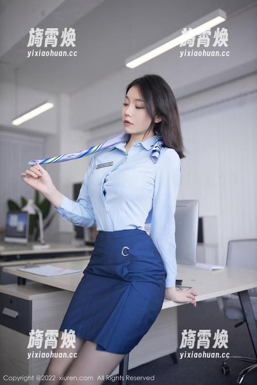 Xiuren秀人网-西希白兔 Xiuren秀人网 - 西希白兔红裙,免费原图!我都想收藏了!