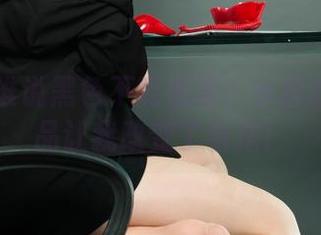 丽柜 – 谁说黑色不能温柔？小唐的定制作品让我改变了看法！