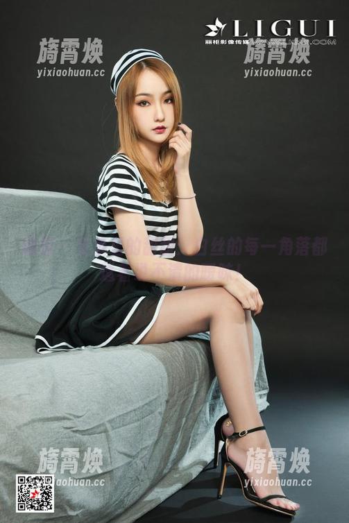 丽柜-甜甜 丽柜 - 全集里的甜甜:白丝的每一角落都透着说不清的暧昧!
