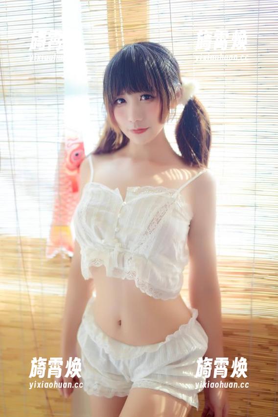 九曲Jean 图集展示,九曲Jean的高跟鞋让你怀疑人生,太美了吧!