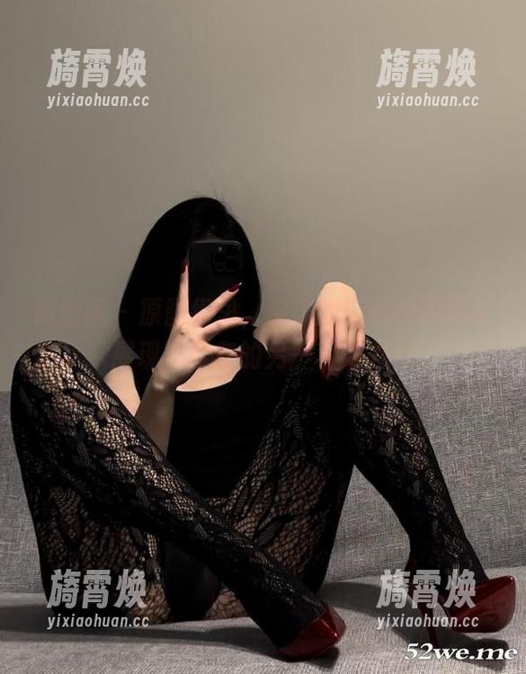 保守的二舅妈 微密圈 - 原图组里,保守的二舅妈用黑丝展现了全套的另一种活力?