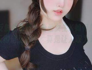 条件反射般更新！看看女主K如何把保健医师玩得这么时尚，真是让人叹为观止～