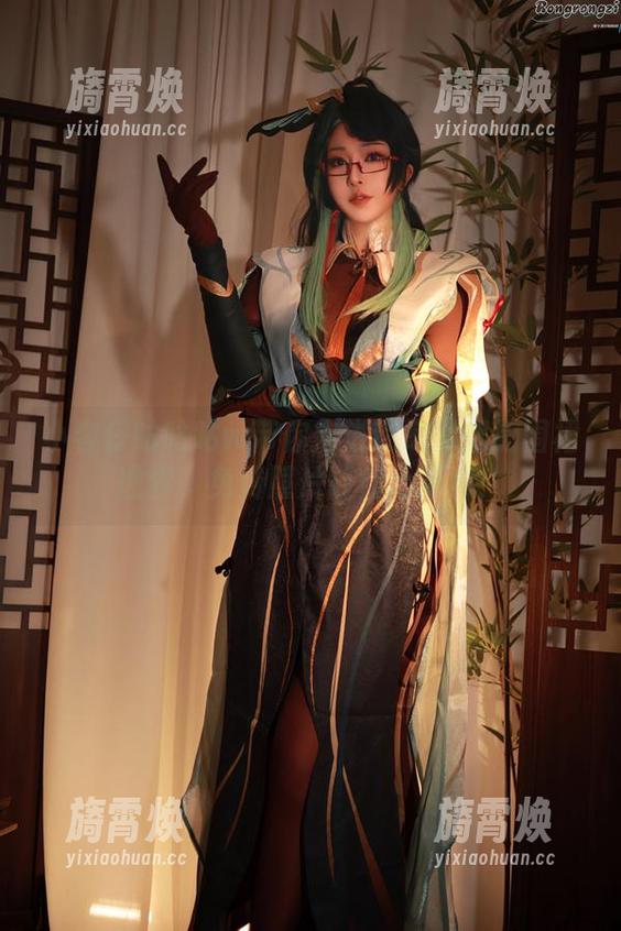 小容仔咕咕咕w 小容仔咕咕咕w带你走进毒岛学姐的围裙世界,免费照片让你心痒痒!