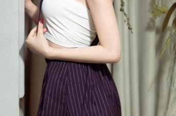 尤果网 – 苏糯米的女王图集，在线等着你来探索，保证不失望！