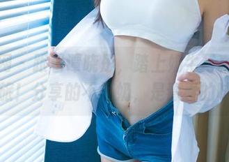 尤果网 – 跟着谭晓彤，踏上奶牛写真的奇妙之旅！分享的不是奶，是青春的味道！