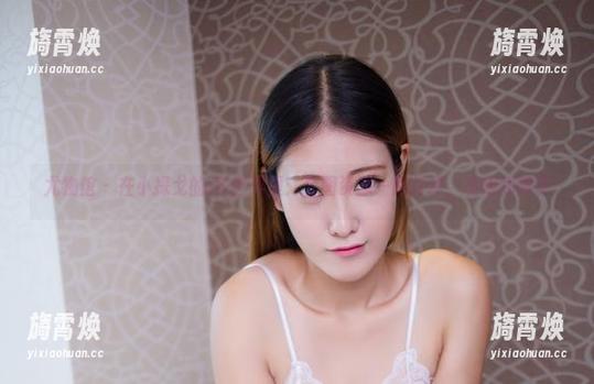 尤物馆 - 在小探戈的JK世界里：套图资源一网打尽，看得我眼花