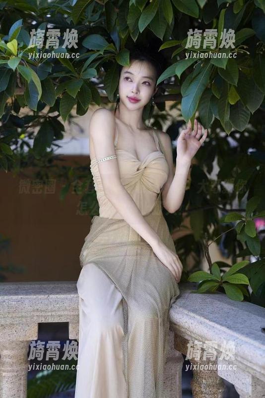 徐珺大哥 微密圈 - 全套比基尼设计,徐珺大哥教你怎么在沙滩上撩人!