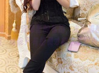 推女郎 – 看安沛蕾的私拍，水手服模式开启，谁说只有船员才能这么好看？