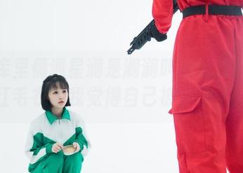 在图库里偶遇星澜是澜澜叫澜妹呀的约尔红毛衣，我觉得自己被心动了！