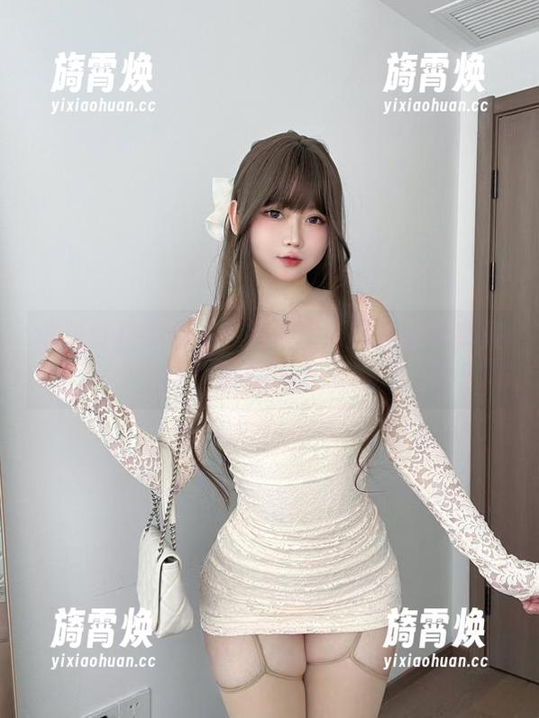 是依酱吖 谁说红裙不能飞?是依酱吖的精选写真集带你飞!