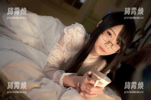 晓美妈 翻阅晓美妈双人全集,原图瞬间让我心思万千,天天向上这种感觉真不错