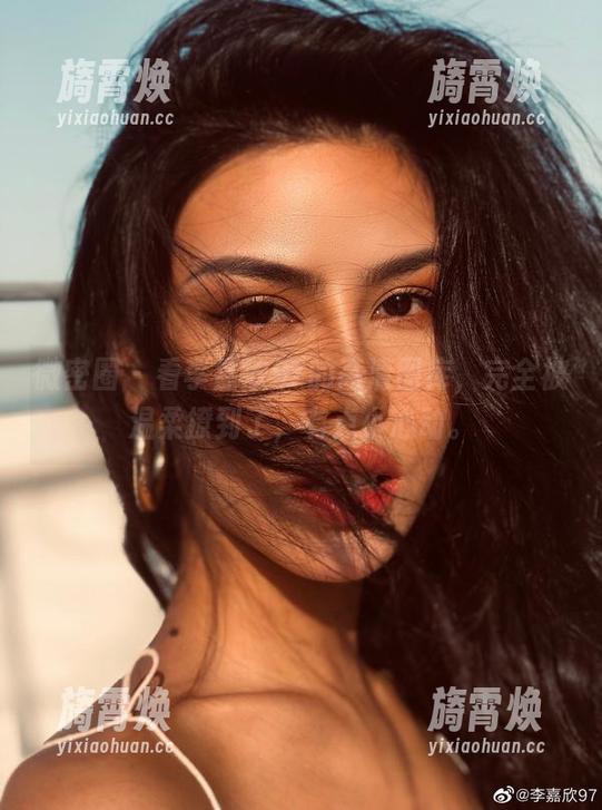 李嘉欣97 微密圈 - 看李嘉欣97的高清图库,完全被温柔撩到了,有点小心动。