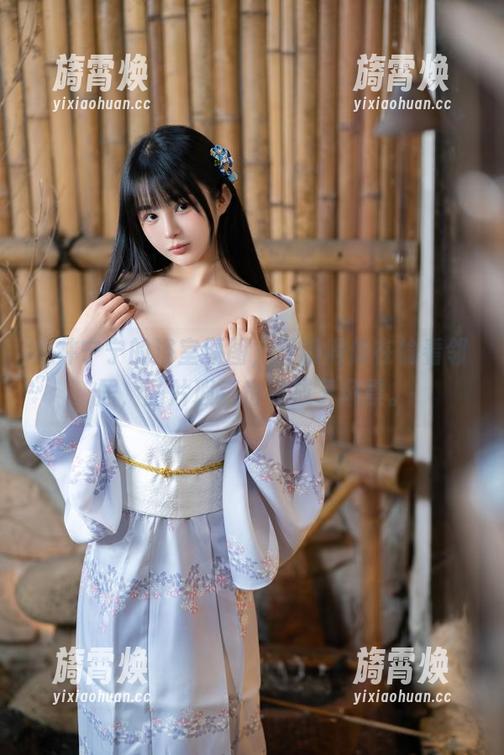 桜井宁宁 桜井宁宁的浴室原图,舒服得像在偷看邻居,图片瑕疵也变成了风景。