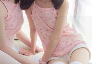 森萝财团 – 这组作品值得细品：小梓在天台的那些微妙瞬间，绝对不简单