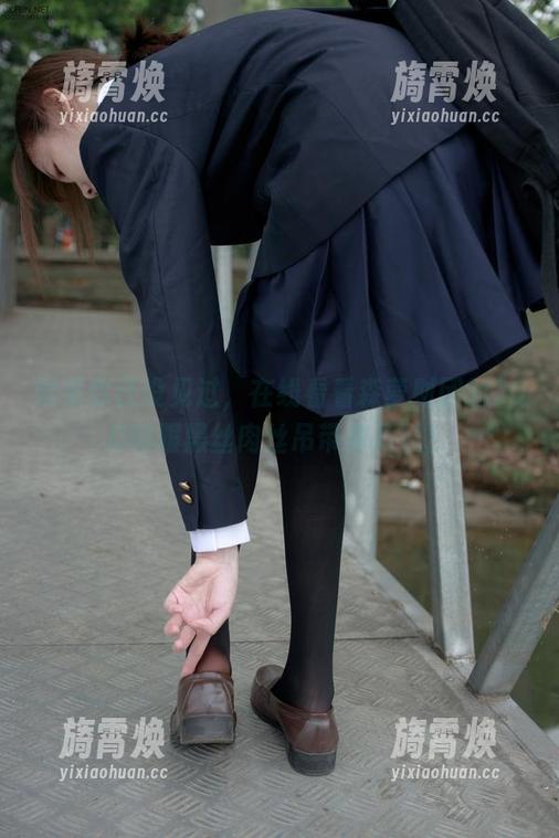 森萝财团 如果你还没见过,在线看看森萝财团的20D制服黑丝肉丝吊带袜再说!