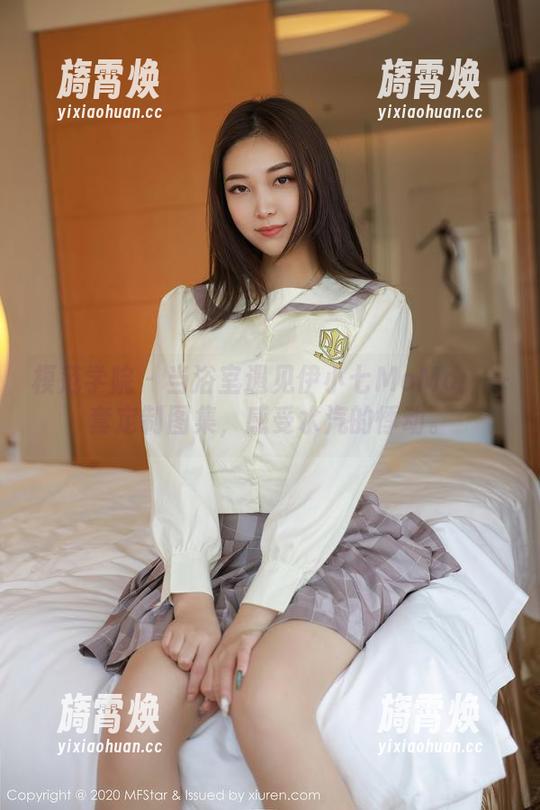 模范学院 - 当浴室遇见伊小七MoMo：一套定制图集，感受水汽的悸动。