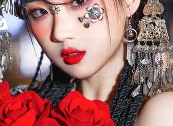 白丝写真，瓦斯塔亚小龙虾的魅力无限，我们继续上头吧！