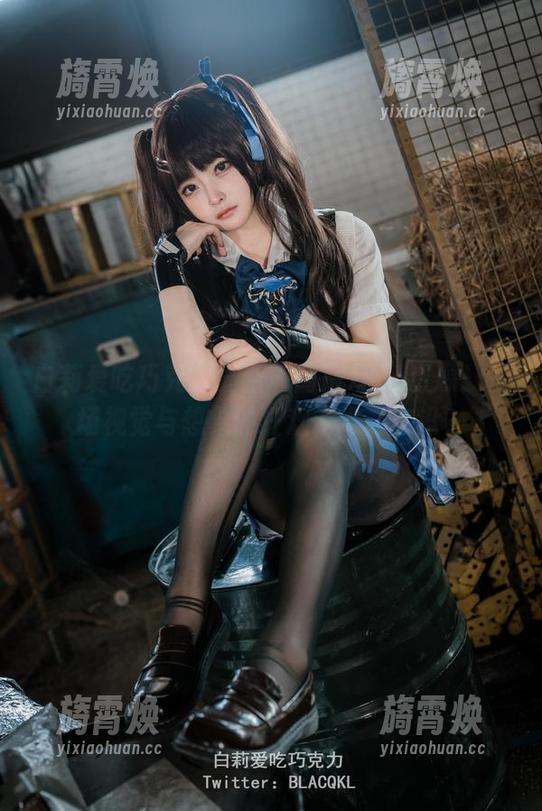 白莉爱吃巧克力 白莉爱吃巧克力最新“闺房JK”资源!一场视觉与想象的狂欢,准备好没?