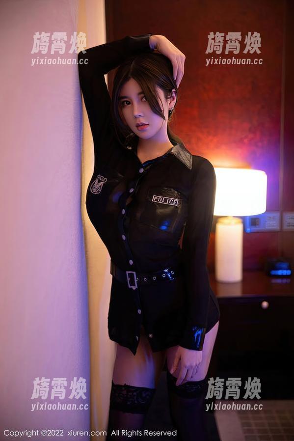 秀人网-徐莉芝Booty 秀人网 - 徐莉芝Booty的天台探险:这组高清写真让人忍不住想要探个究竟!