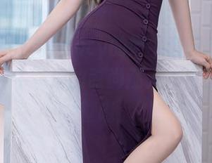 秀人网 – 芝芝booty的奶牛套图，让你瞬间变身‘牛’逼的时尚潮人，资源不要错过哦！