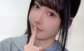 糖果果Candy的制服，绝对不靠圣光！看看这些超炫的美图吧！