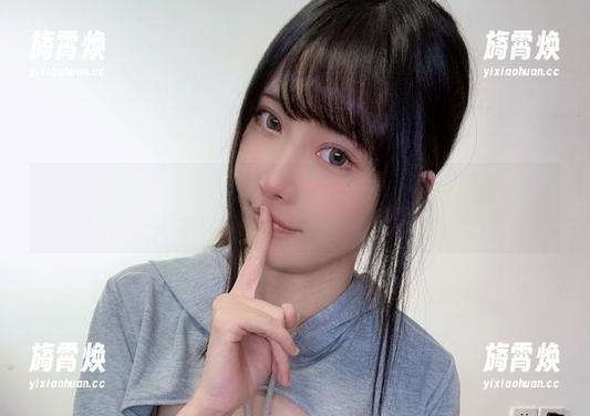 糖果果Candy 糖果果Candy的制服,绝对不靠圣光!看看这些超炫的美图吧!