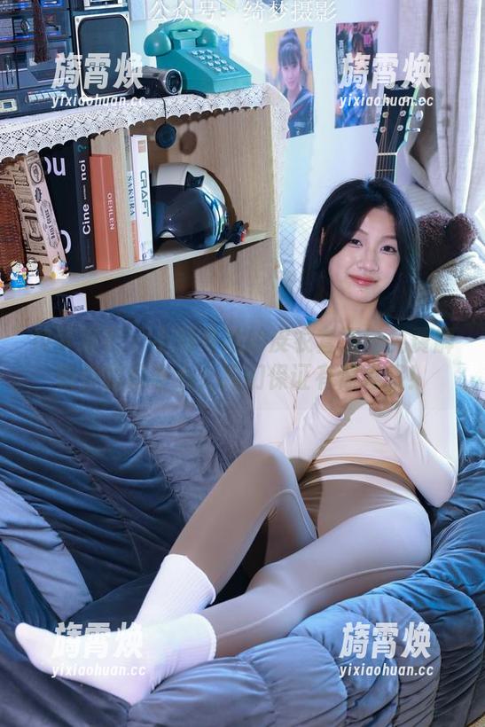 绮梦摄影 - 小莉与她的皮衣套图：免费解锁你的好奇心，我们保证有惊喜哦！