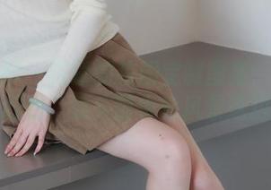 绮梦摄影 – 曦曦的校园定制图集：谁说只要书本好看，镜头前也能风景这边独好！