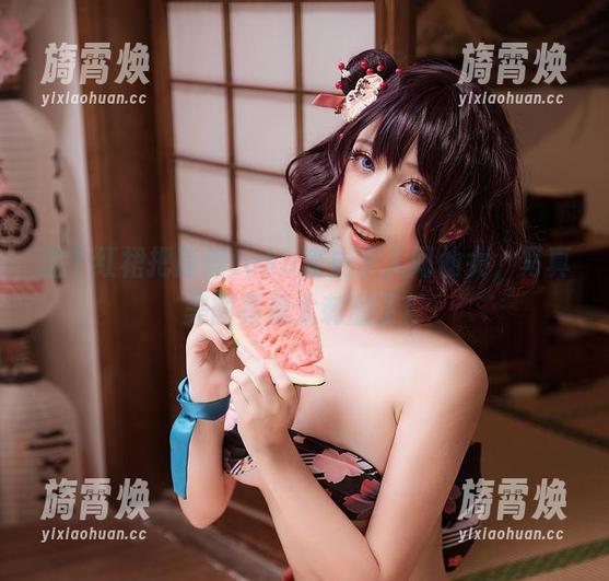 这个红裙把菌烨tako变成了人间仙女，写真美图真是太刺激了！