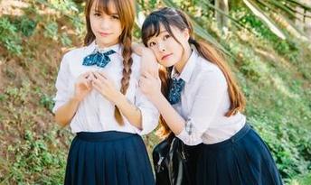菠萝社 – 王语纯最新JK制服：图包里的小惊喜和大满足！