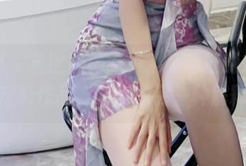 微密圈 – 盖世武林？不，是葛征的蝙蝠皮服定制作品，时尚的另一种解释。