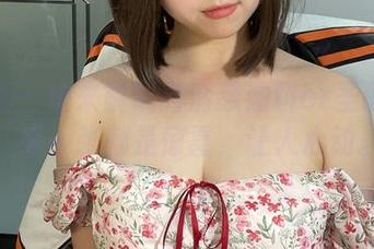微密圈 – 快来解锁高清葱油饼er圣诞合集，每一张都是惊喜，让人心动。