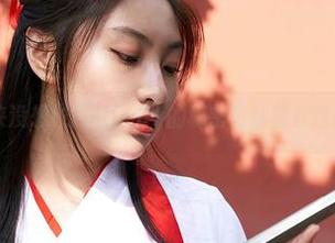 蜜桃社 – 从来没想过露西Lucy的秘密竟然藏在这份写真图包里