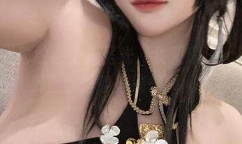 当黑发豹纹遇上无圣光，贝贝琪Becky图集里都是哪些搞怪瞬间？