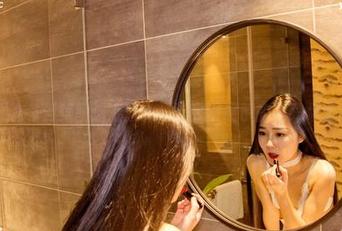 轰趴猫 – 当美图遇上修女—陈雅漫展示的不只是清纯！