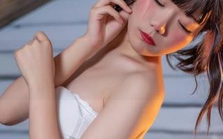 打破夏日无聊，最新铁打萌萌_moiDva比基尼资源推荐，绝对值得一看！