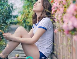 青豆客 – 私房邂逅：谭晓彤与她的灰丝诱惑