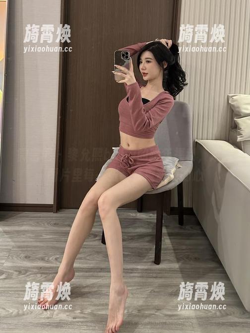 微密圈 - 黎允熙baby的跨年福利，定制图片里每一张都在撩动我的心